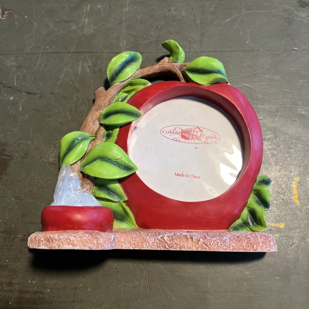 Vintage Ceramic Cobble Creek 6740 Apple Frame T-Lite Holder w Tea Candle